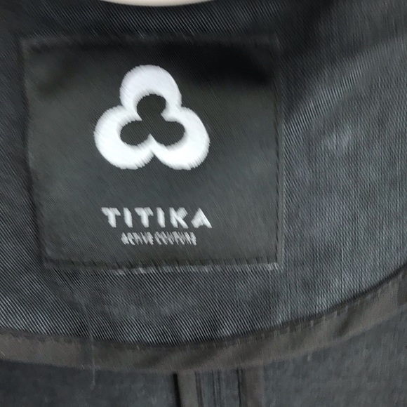 LIKE NEW! TITIKA Long Hooded Jacket / Coat - Picture 2 of 11